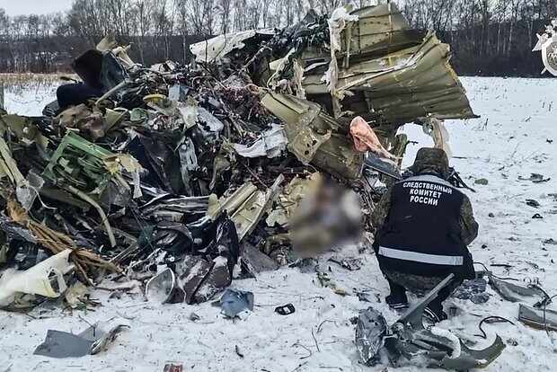 Зеленского заподозрили в желании переложить на Залужного вину за крушение Ил-76