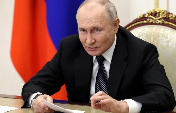 Путин спас гуманитариев: уговаривали сделать ЕГЭ по математике обязательным для всех факультетов