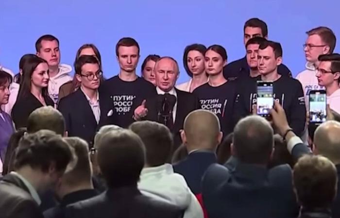 Путин похвалил оппозицию за акцию и отметил сплоченность общества: это карт-бланш