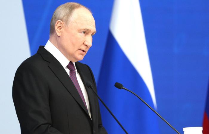 Путин назвал три условия развития России: «Народосбережение, благополучие семей, суверенитет»