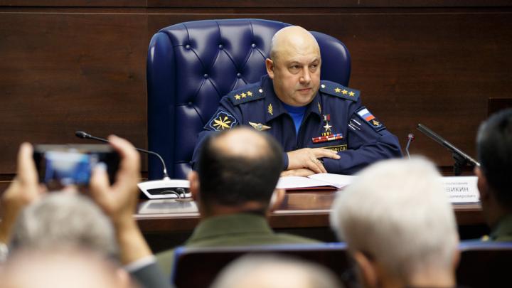 Суровикина метят в замы Шойгу: Генерал готовится возглавить поход России на Харьков